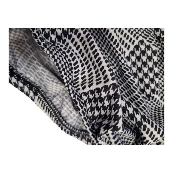 Robert Louis wrap blouse - Picture 16 of 16